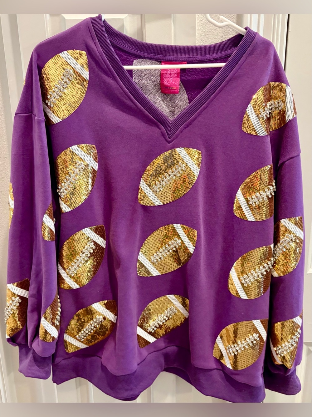EUC!! QUEEN OF SPARKLES Sweatshirt with Gold Sequin & Crystal Footballs 🏈